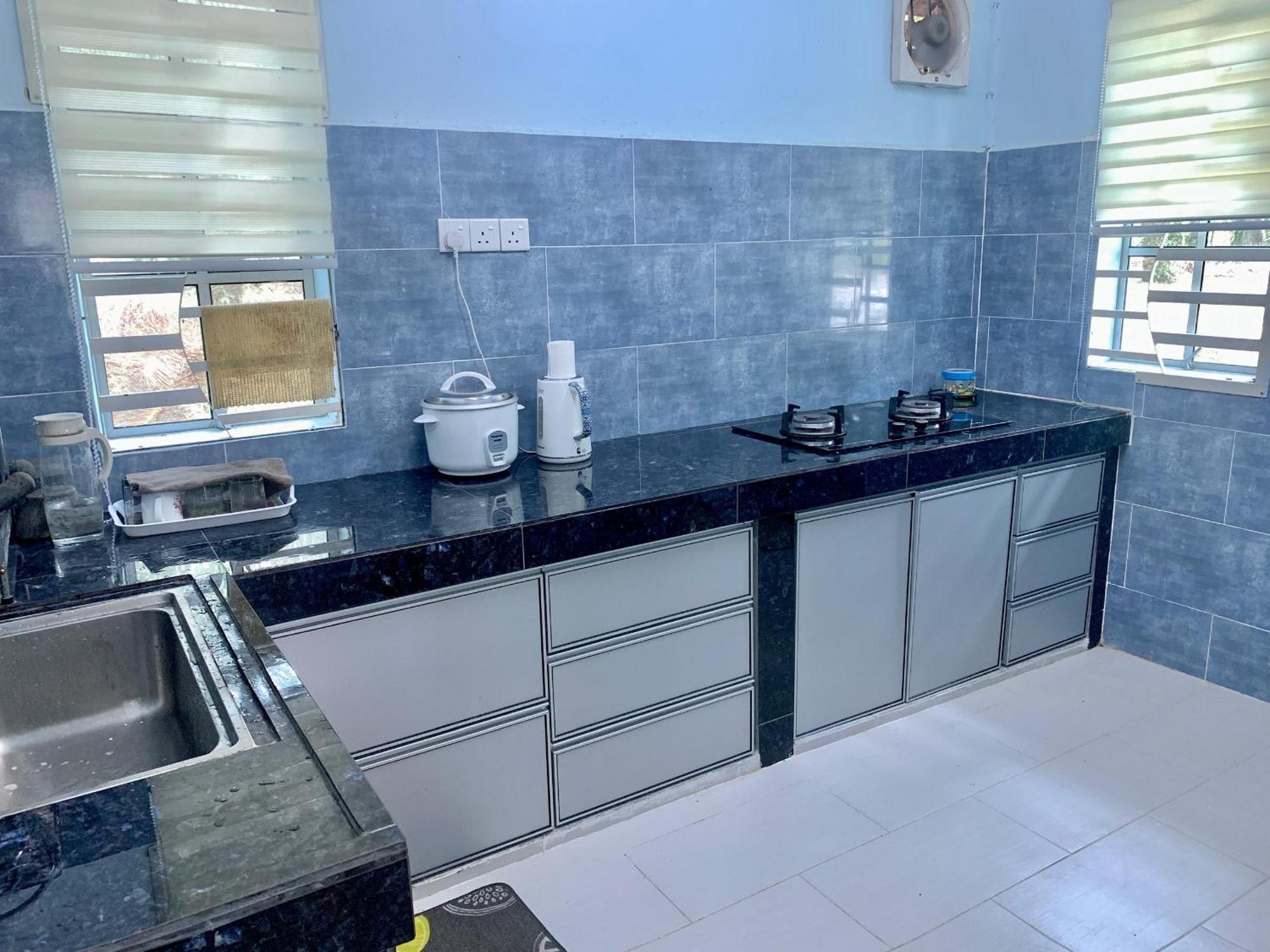 Tiara Inn Homestay 2 Tingkat Pontian Johor Pontian Besar Exterior photo